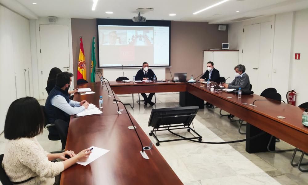 CODE - Colegio Oficial de Dentistas - Reunión de la Comisión de Especialidades para avanzar en el reconocimiento de las especialidades en Odontología