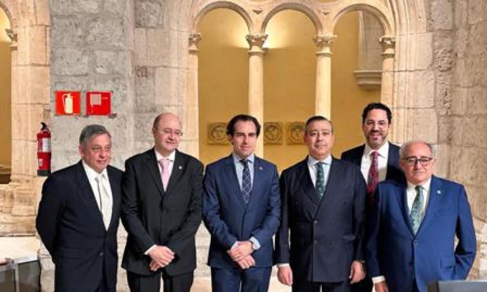 Óscar Castro distinguido como Colegiado de Honor por el Colegio de Dentistas de la VIII Región