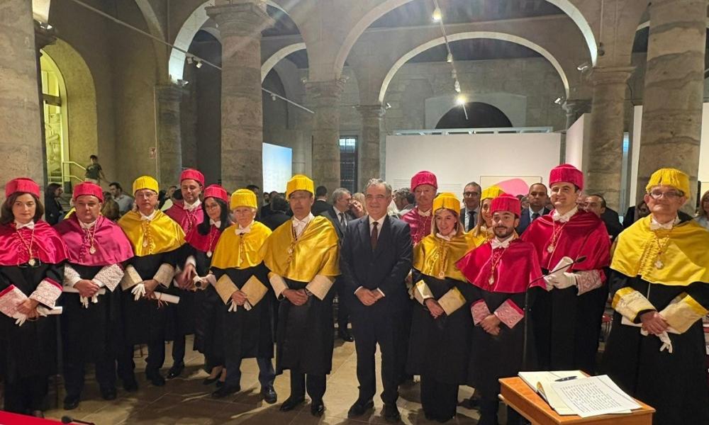 Los miembros de la Academia de Ciencias Odontológicas de Murcia toman posesión de sus cargos